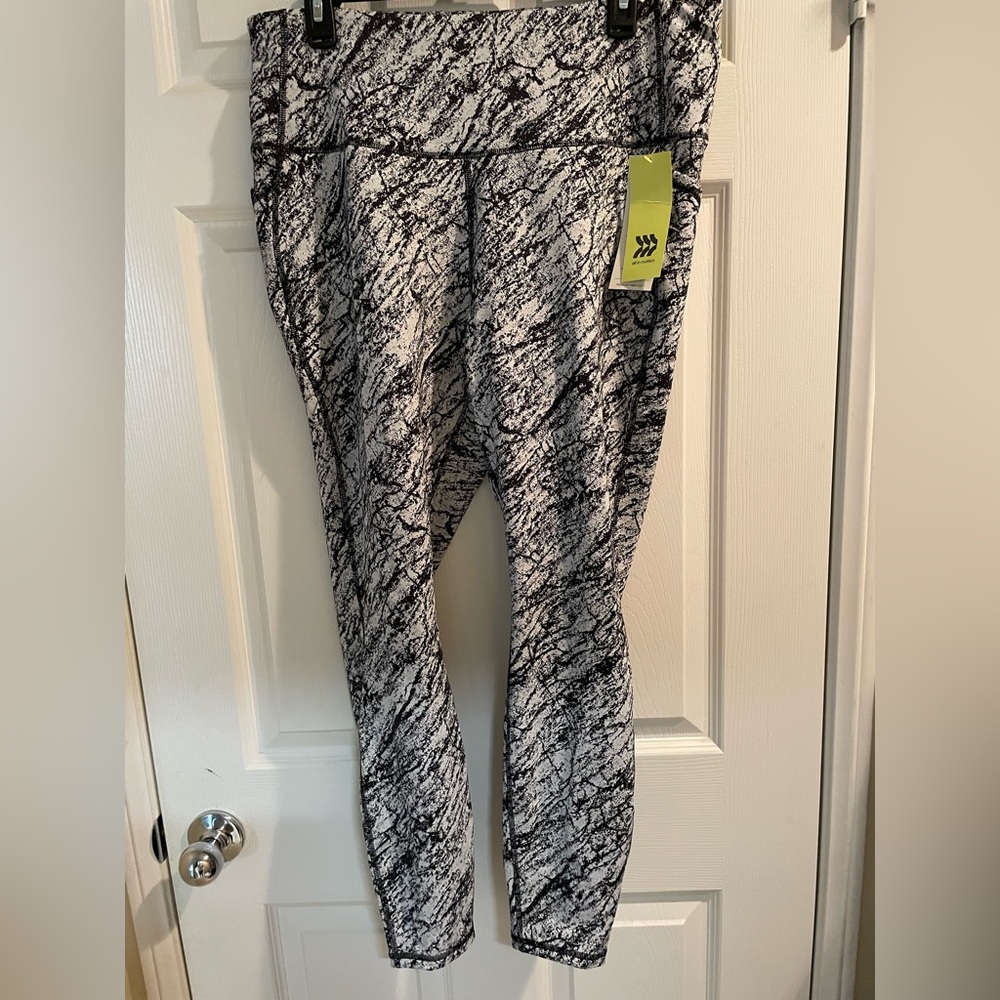 NEW All In Motion Leggings. Women’s XL